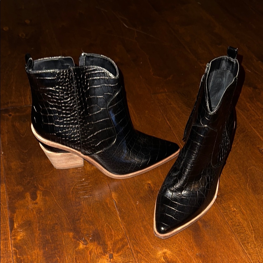Gianni Bini Black Ankle Boots with Western Flair
